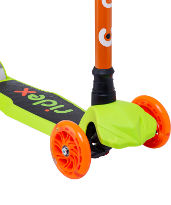 БЕЗ УПАКОВКИ Самокат 3-колесный Chip, 120/80 мм, оранжевый/зеленый