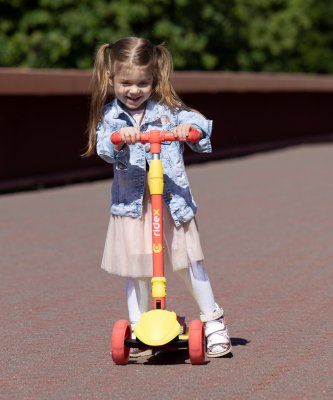 БЕЗ УПАКОВКИ Самокат 3-колесный Bunny, 135/90 мм, желтый/красный